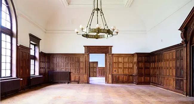 Veranstaltungssaal vor Renovierung